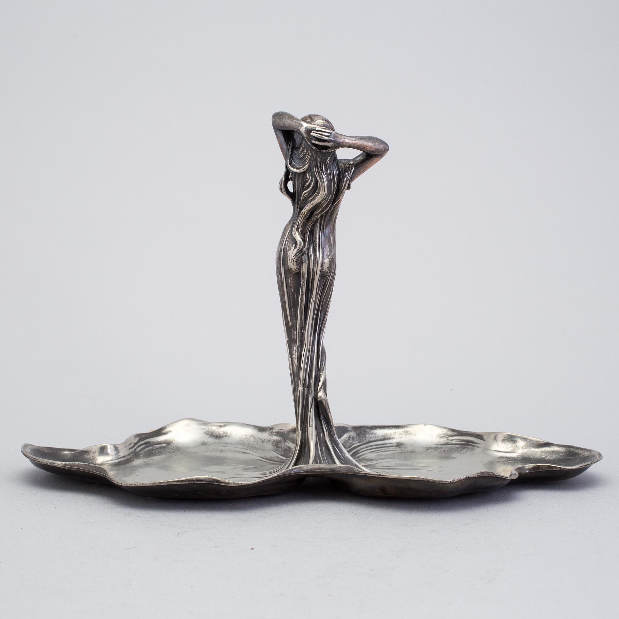 A bowl by WMF/Würtembergische Metallwarenfabrik, Germany, early 20th century.