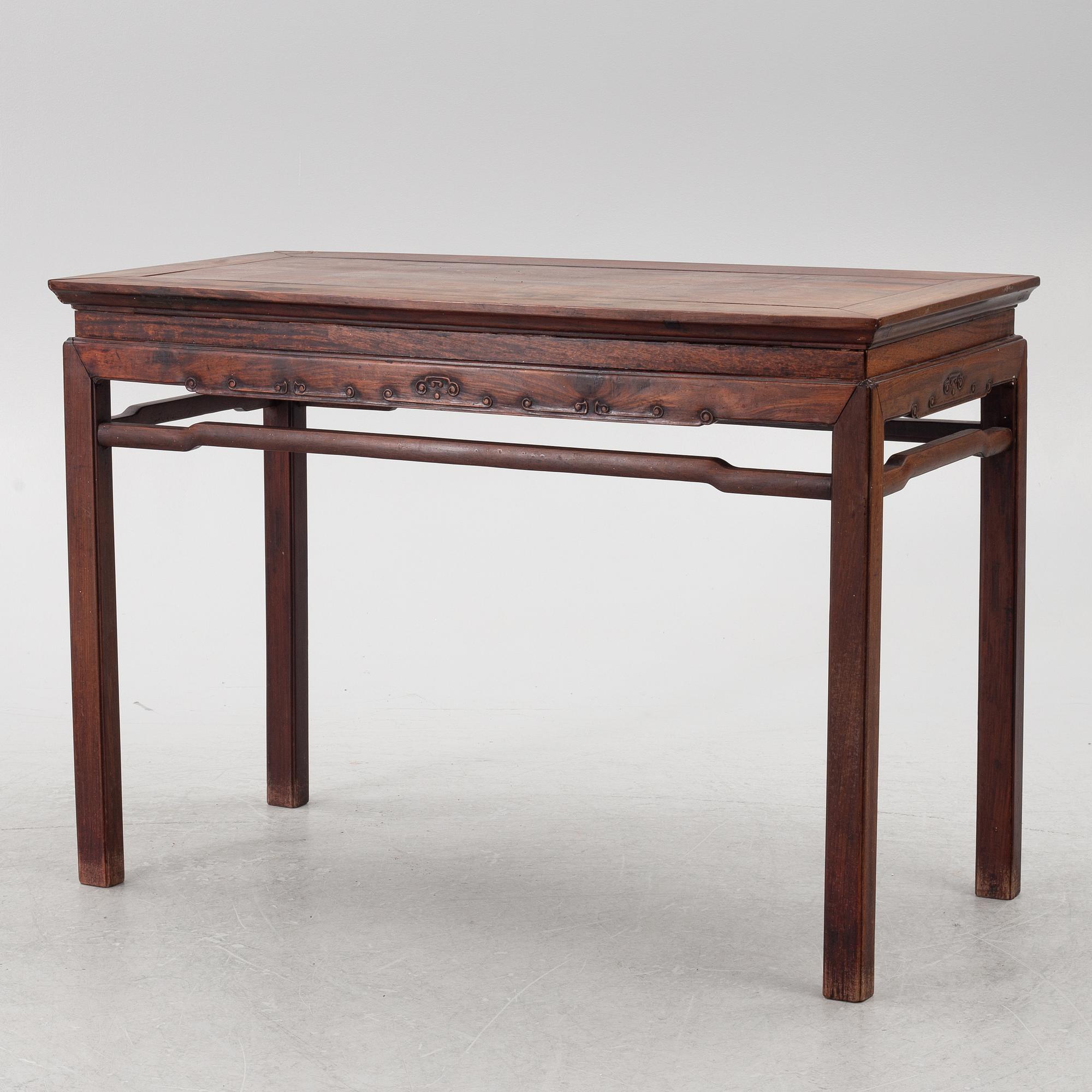 Bord, hardwood, Kina, sen Qingdynsti/tidigt 1900-tal.