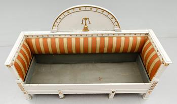 SOFFA, gustavianskt provinsarbete, omkring år 1800.