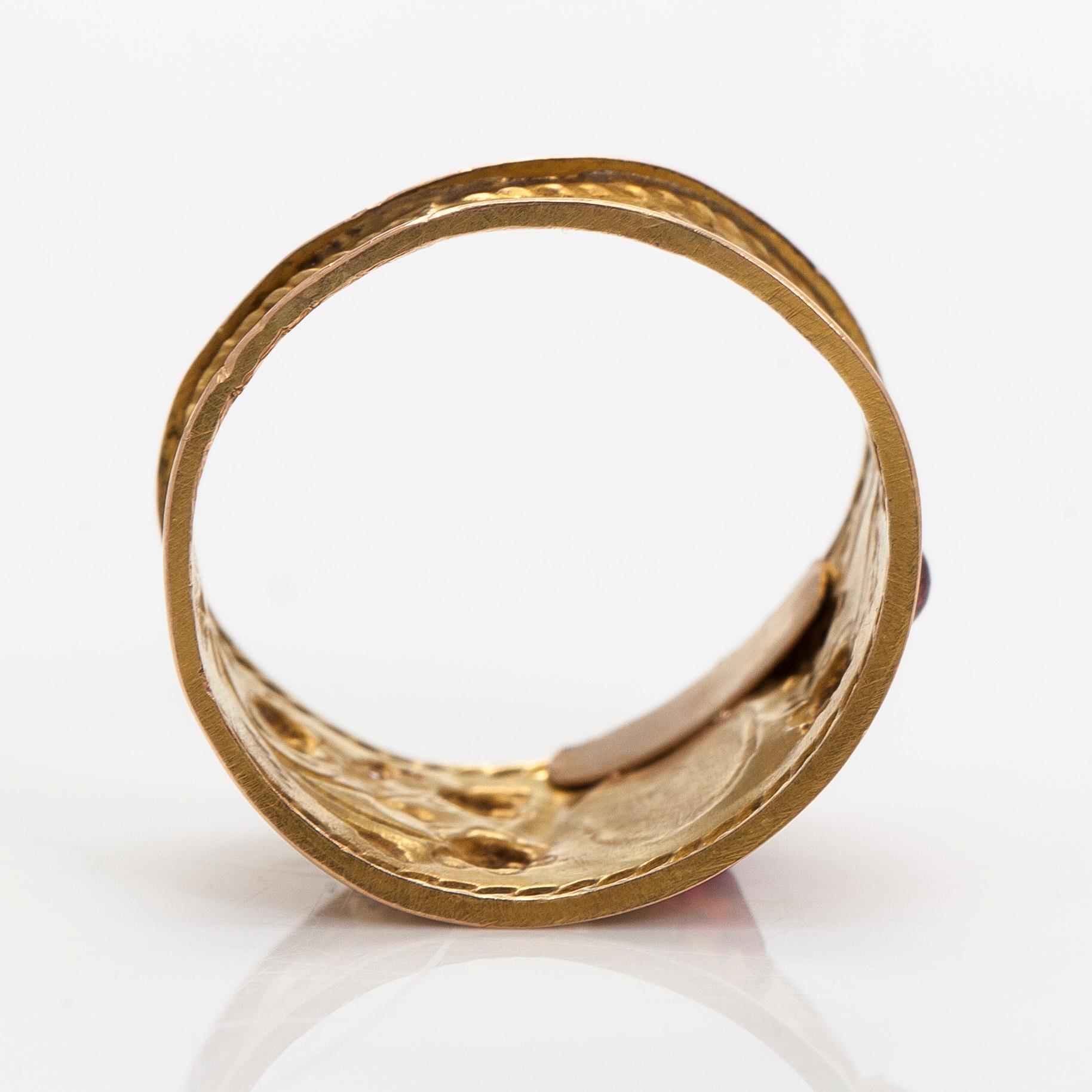 Ring, 18K guld, glas, Aabraham Wilhelm Ihander, Vasa 1843-79.