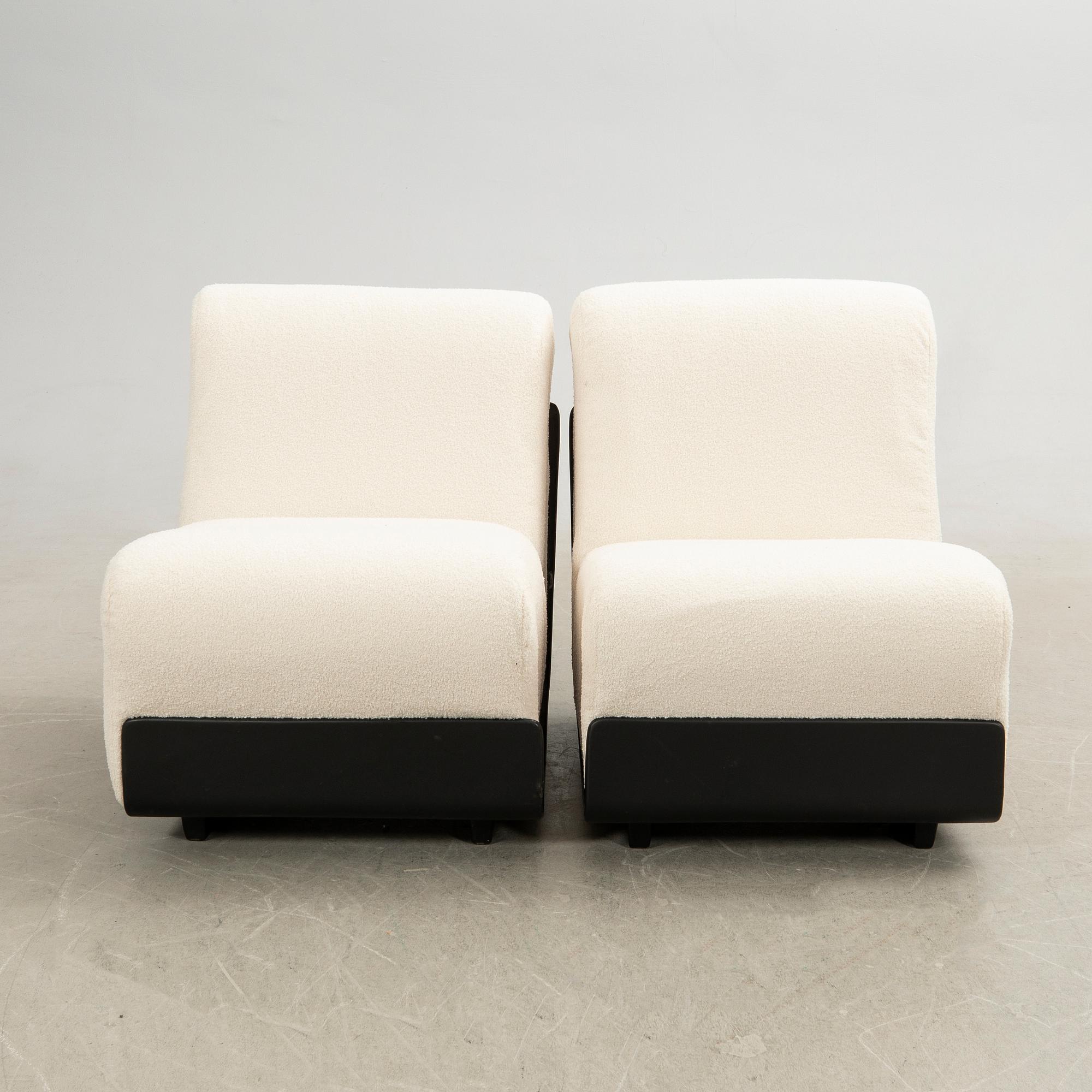 Armchairs, a pair, second half of the 20th century.