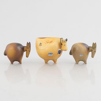Lisa Larson, figuriner, 3 st, "Åsna" och "Ko", ur serien "Stora Zoo", Gustavsberg.