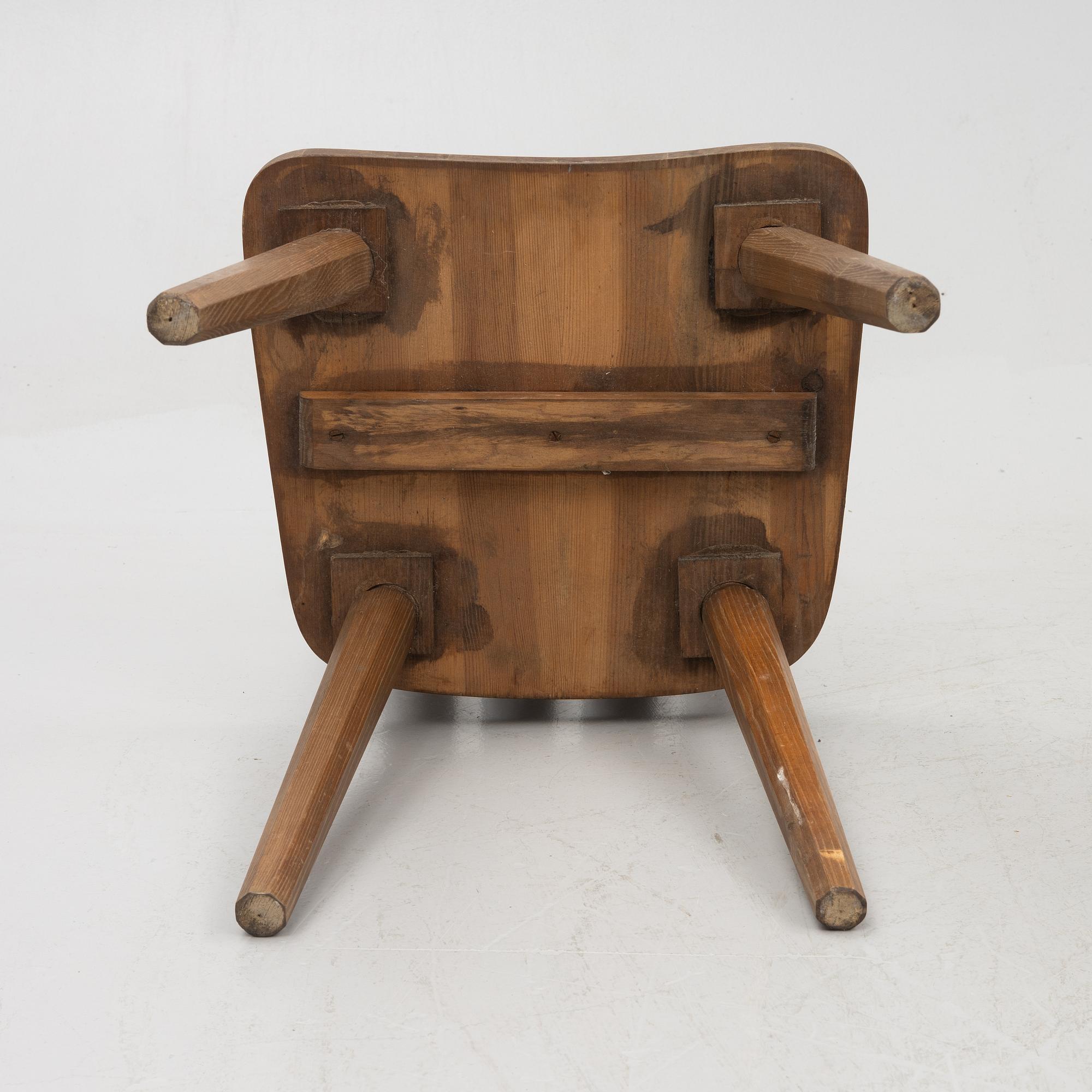 Göran Malmvall, dining table with 4 chairs, Svensk Fur, second half of the 20th century.