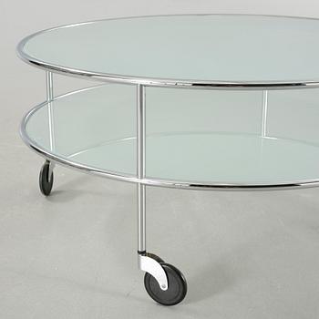 A coffee table named "Chicago", designed by Gunilla Allard for Lammhults, 21th century.
