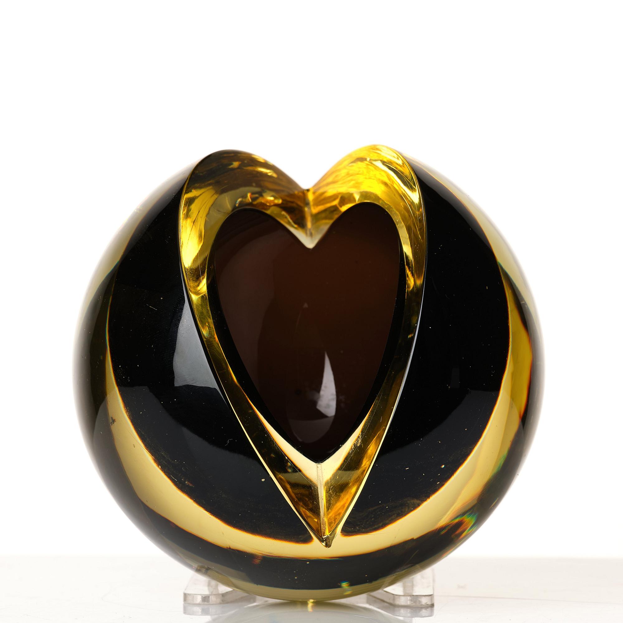 Nanny Still, a yellow and black 'Melon' vase/sculpture, Riihimäen Lasi Oy, Finland.