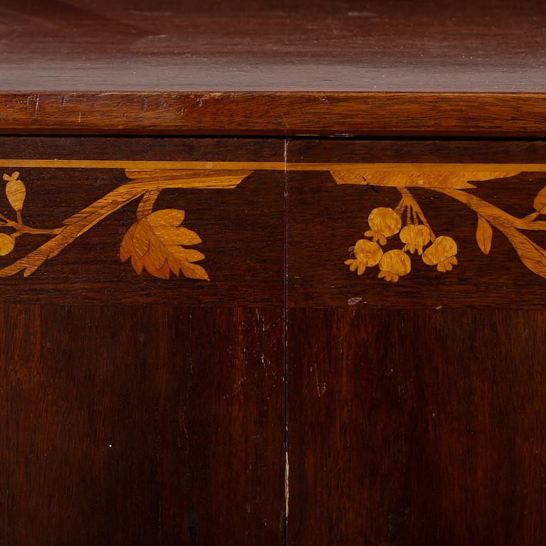 SIDEBOARD, 1920-30-tal. Möjligen Carl Malmsten.