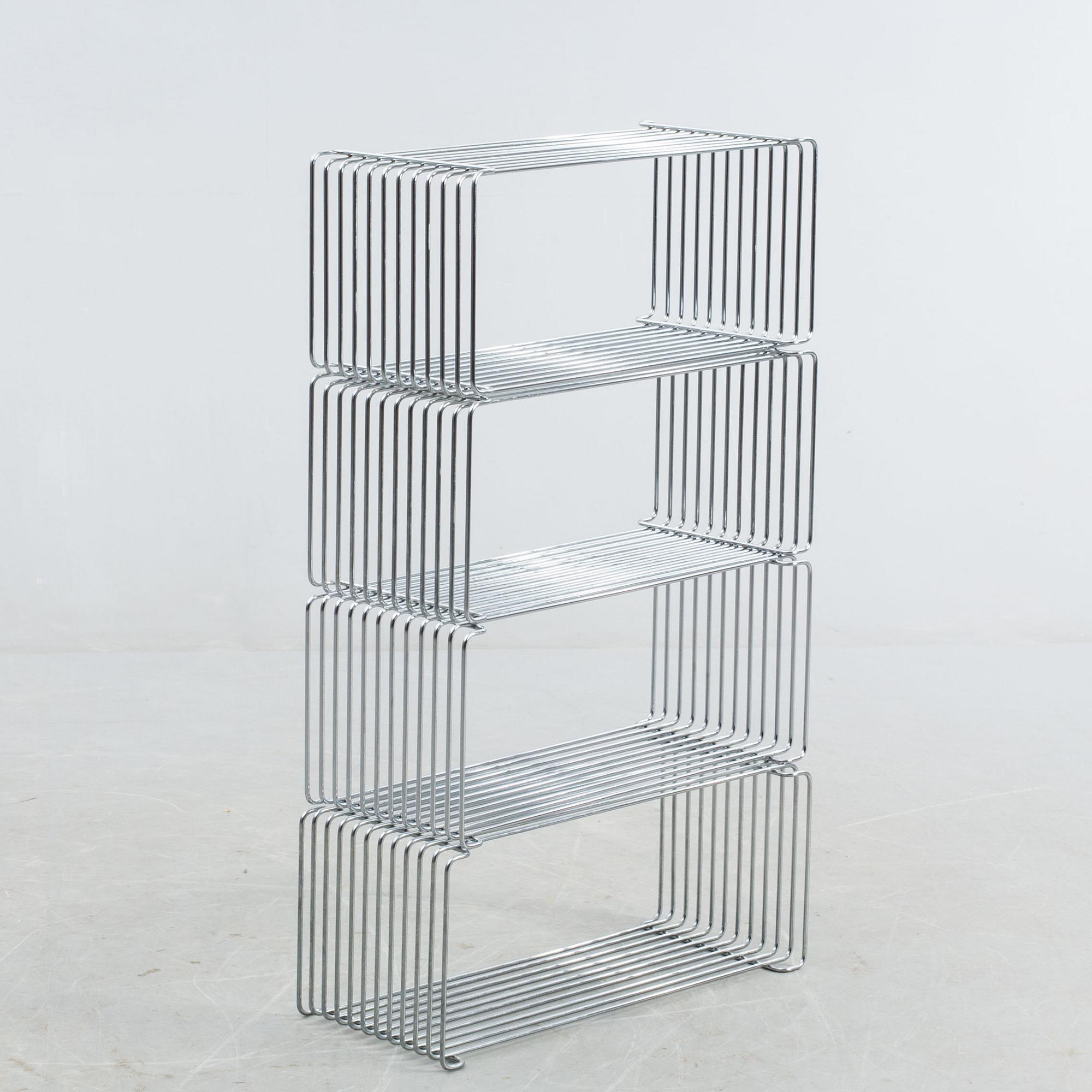 HYLLOR, 4 st, metall, "Wire Cube" ur serien Pantonova, Verner Panton, Luber, formgiven 1970.