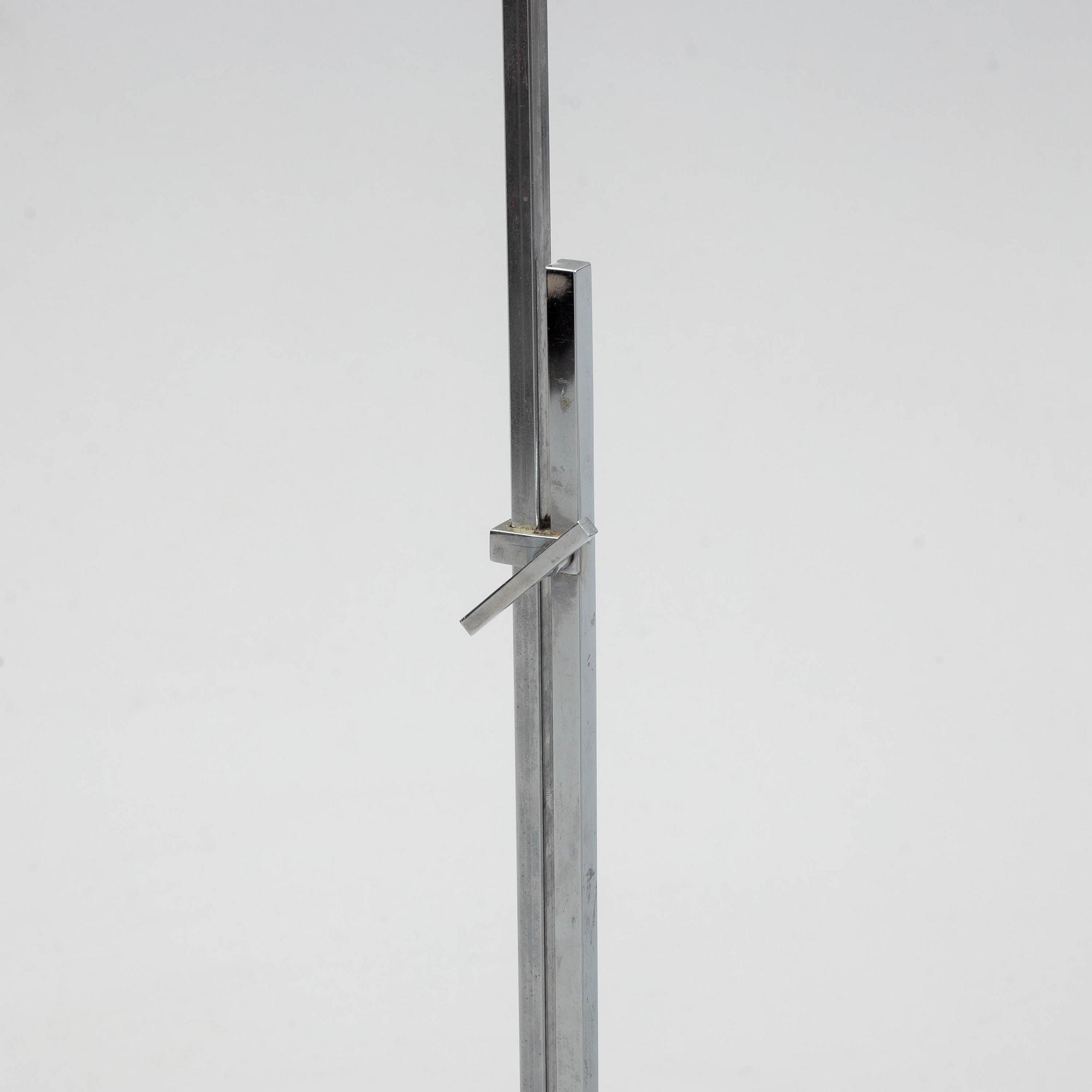 A pair of floor lamps, second half of the 20th century.