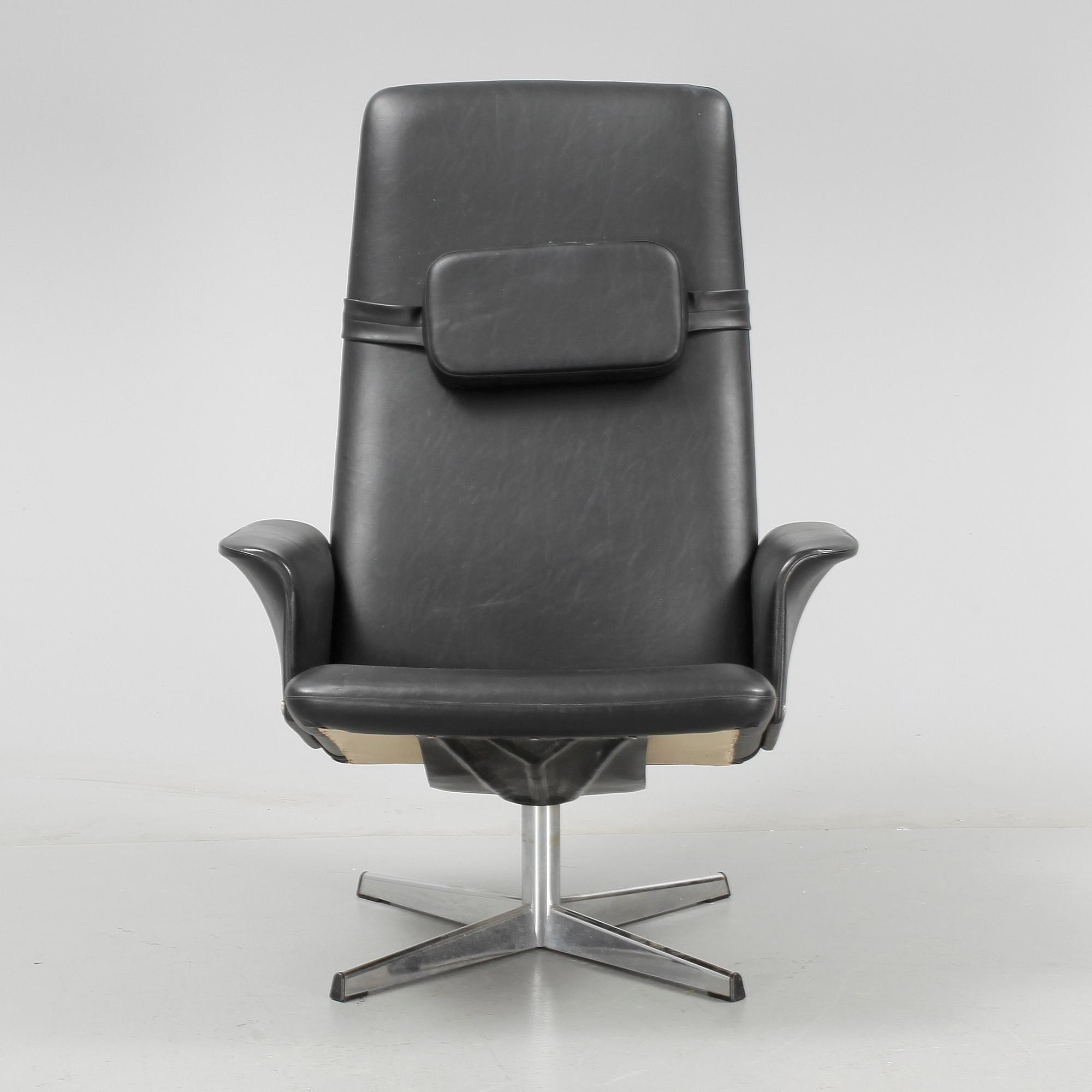 FÅTÖLJ, 1900-talets andra hälft.