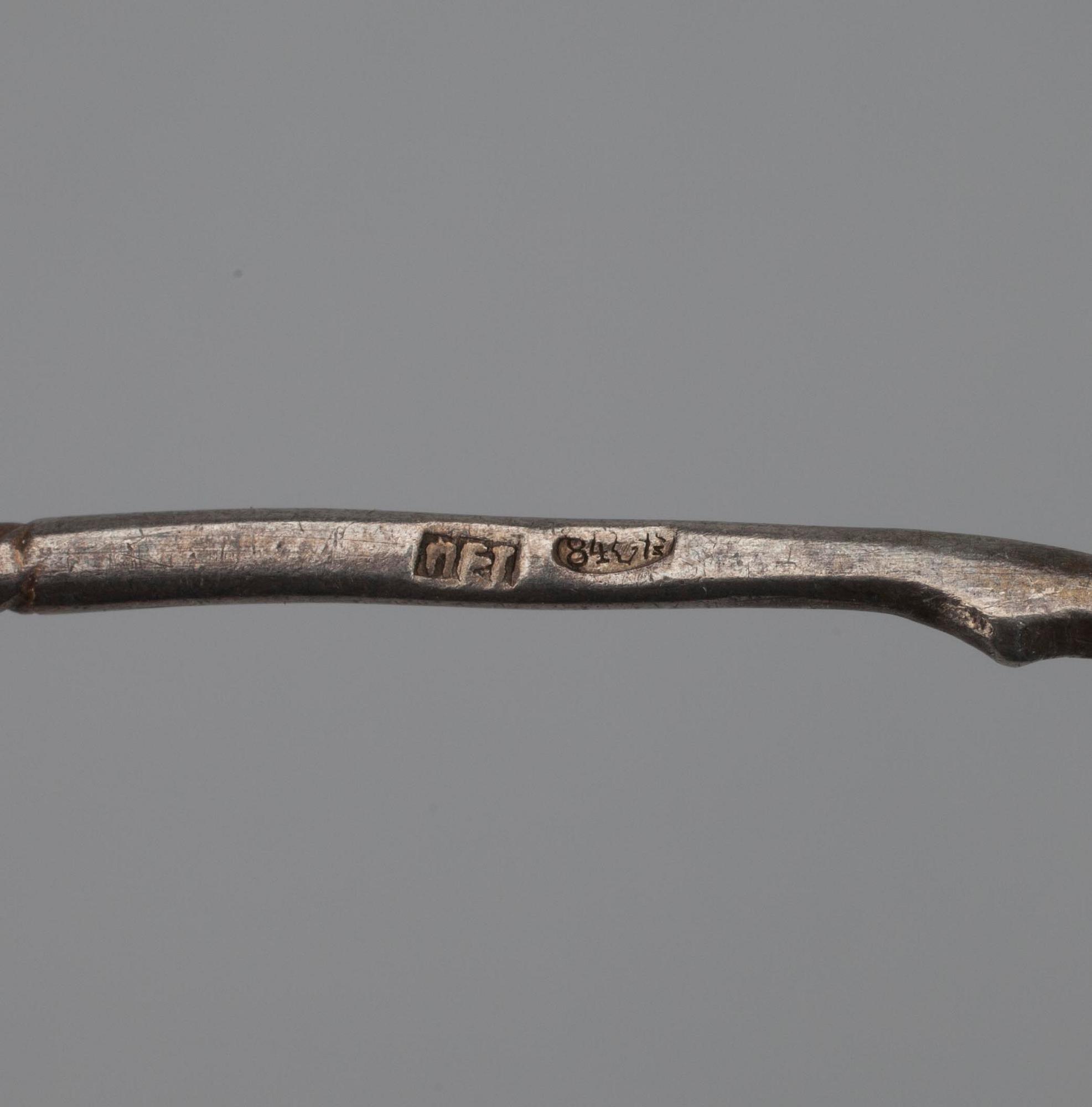 SKEDAR, 2 st, KNIV, silver, skedar 1899-1908, kniv 1908-1926, Ryssland. Vikt tot. 177 g.
