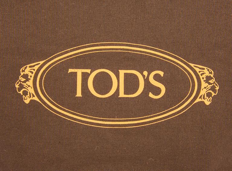 SKOR, Tod's.