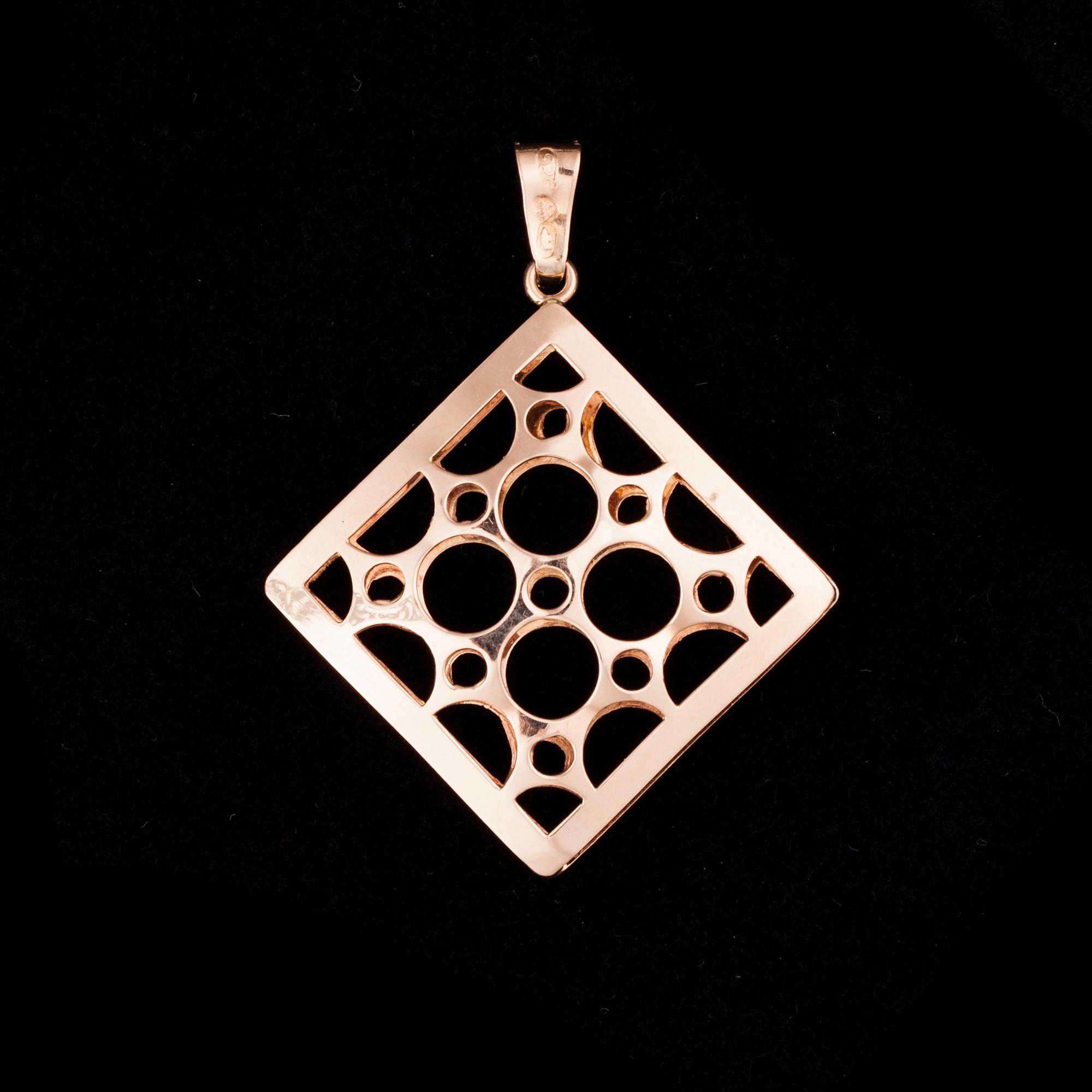 HÄNGE, guld 14K, Salovaara, Åbo. Vikt 2,8 g.