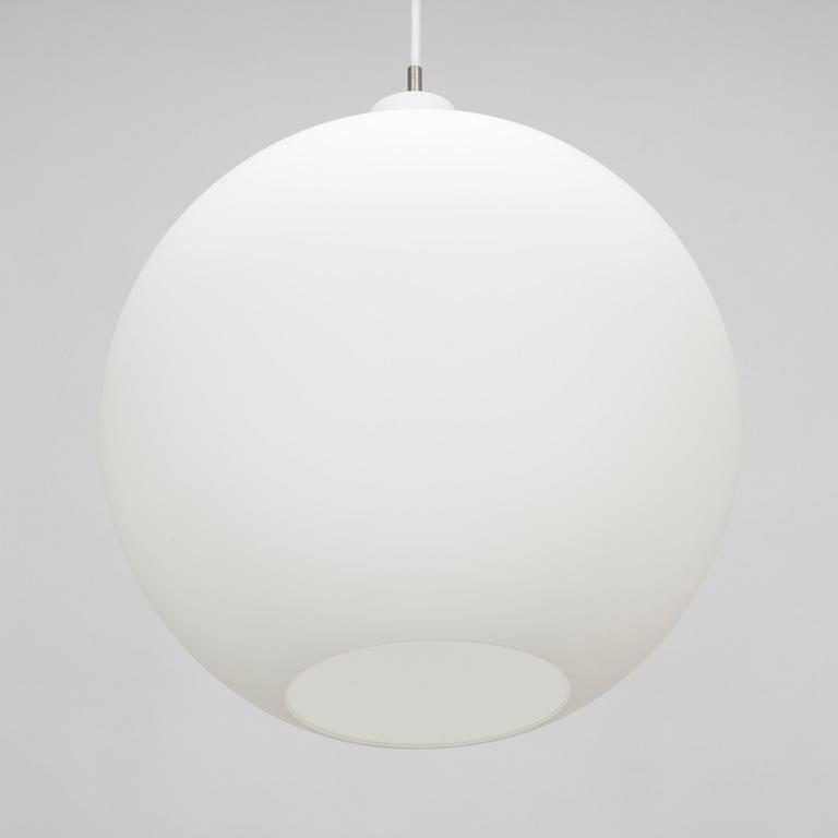 Vilhelm Wohlert, A late 20th century pendant light 'Satellit' for Louis Poulsen, Denmark.