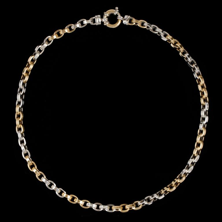 A gold necklace/chain. Weight 39,2 g.