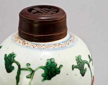 BOJAN, porslin, Kina, Kangxi (1662-1722).