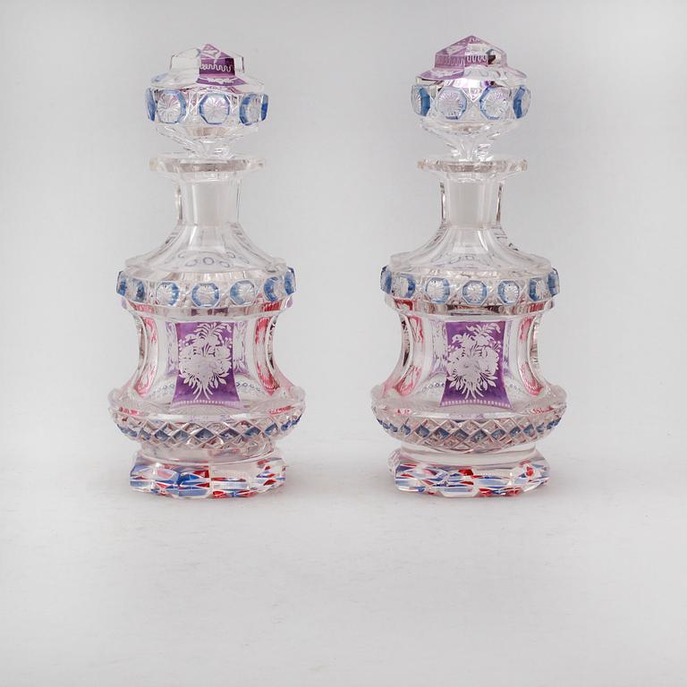 FLAKONGER, 1 par, glas, Böhmen, 1800-talets mitt.