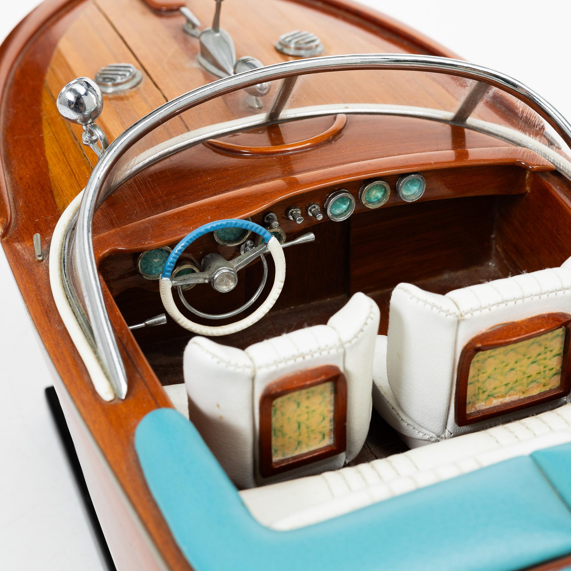Boat model 'Riva',