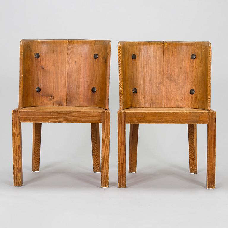 Axel Einar Hjorth, Two 1930s 'Lovö' chairs for Nordiska Kompaniet.