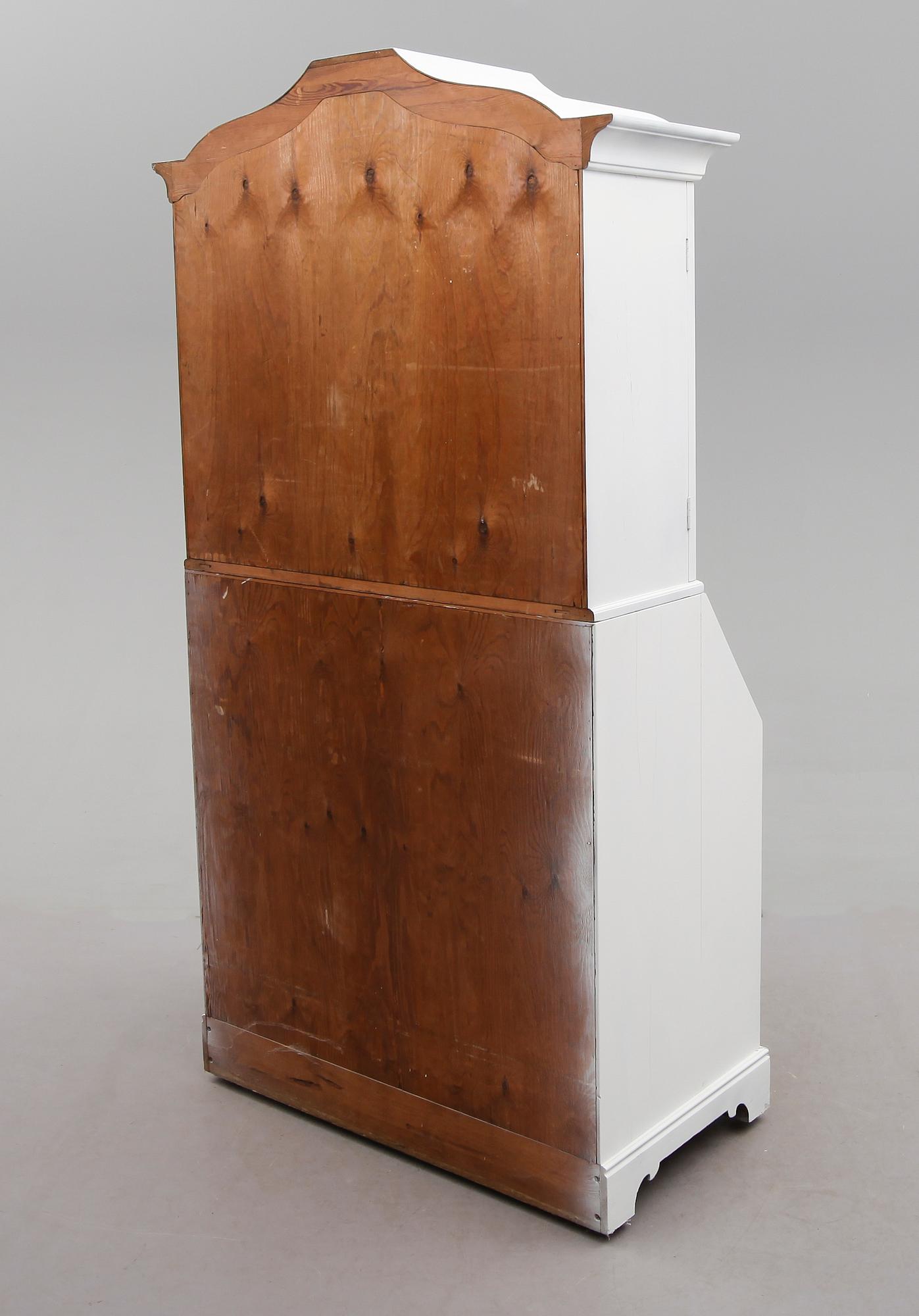 SKÅP, rokokostil, 1900-talets andra hälft.