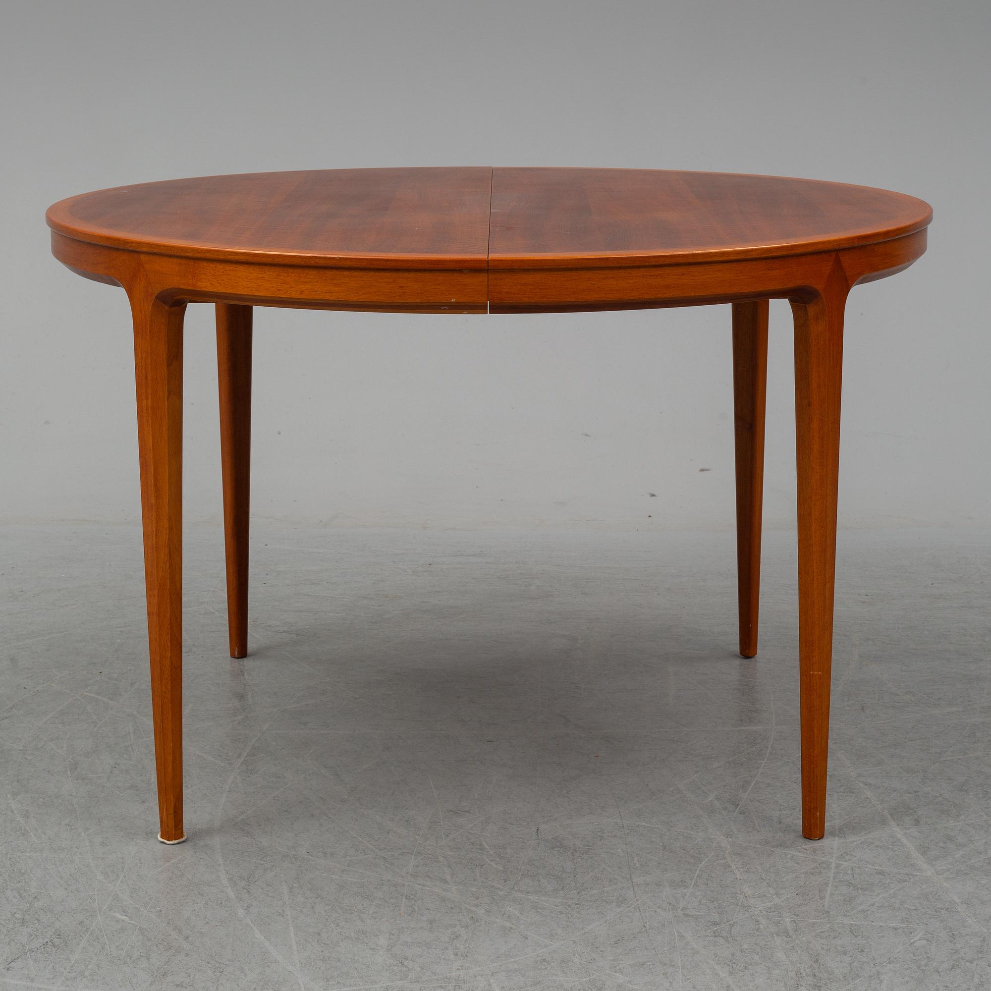 A set of table and chairs by Bertil Fridhagen for Bodafors.