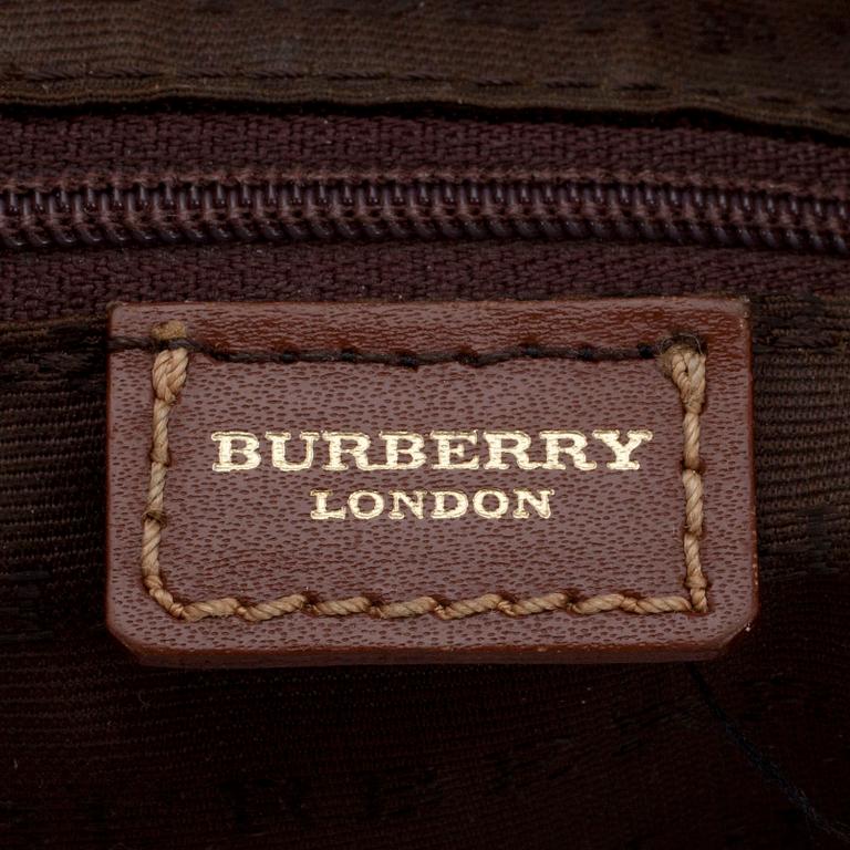 VÄSKA, Burberry.