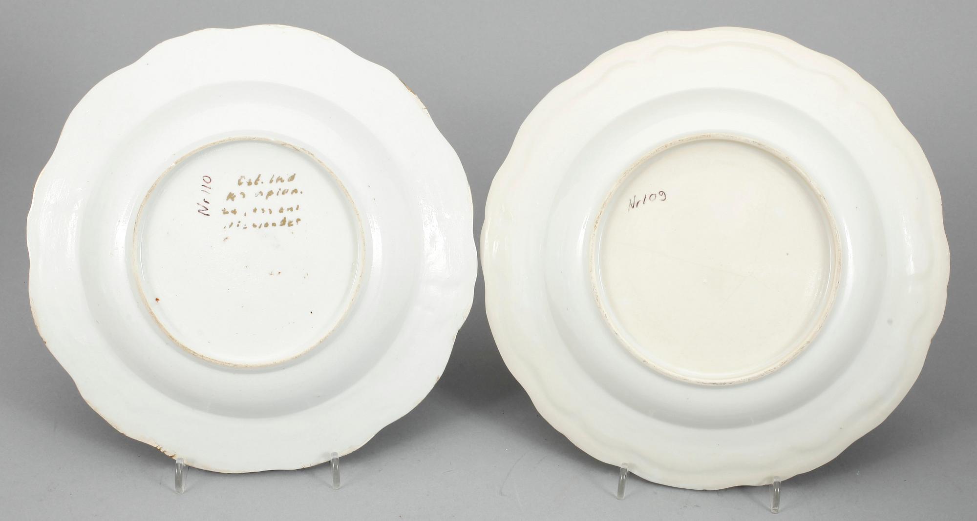 TALLRIKAR, 5 st. Porslin, Kina, 1700-tal.