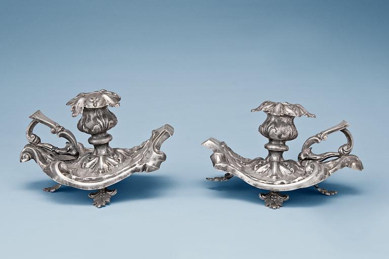 A PAIR OF CANDLESTICKS.