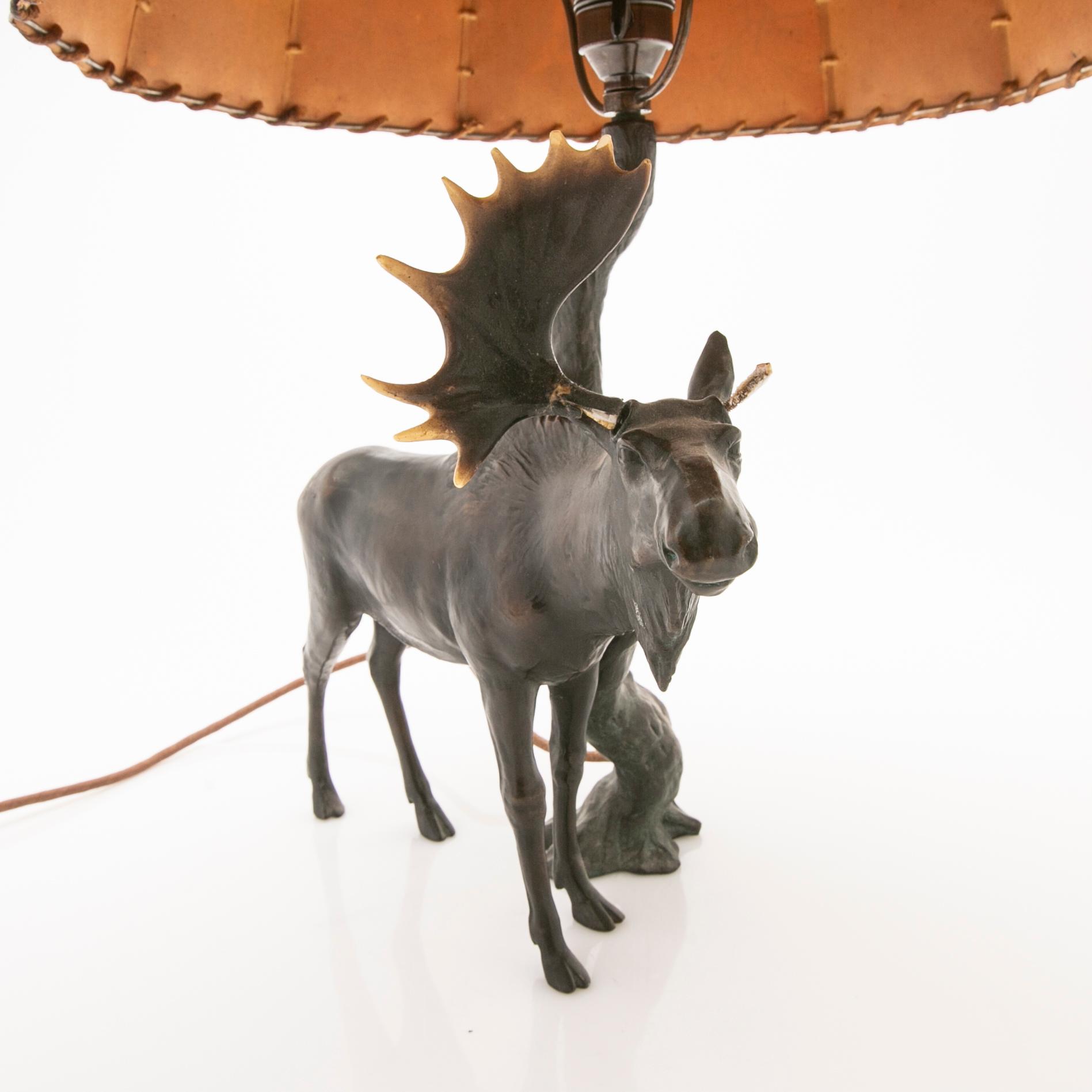 Table lamp, first half of the 20th century.