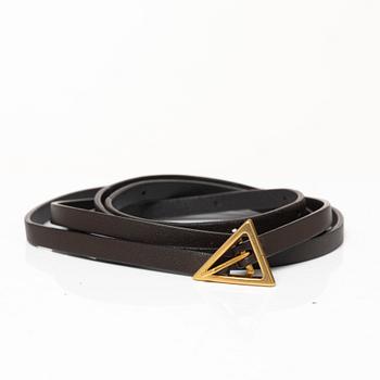 Bottega Veneta, skärp, "Triangle leather belt".