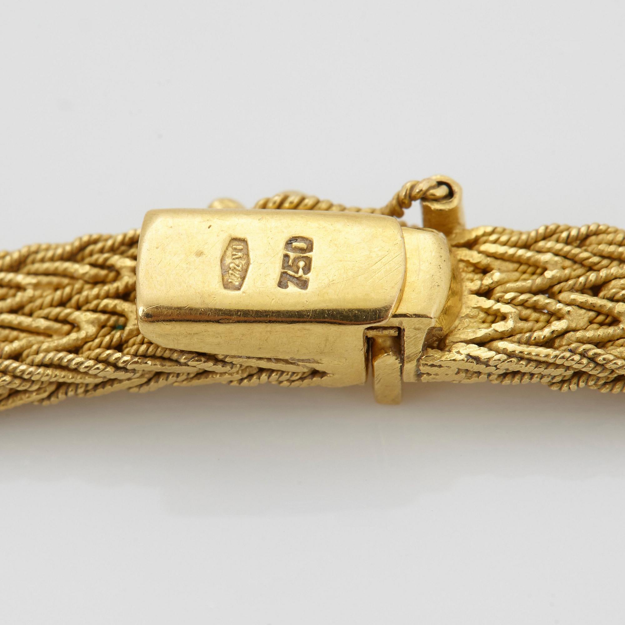 Collier 18K guld med åttkantslipade diamanter samt safirer.