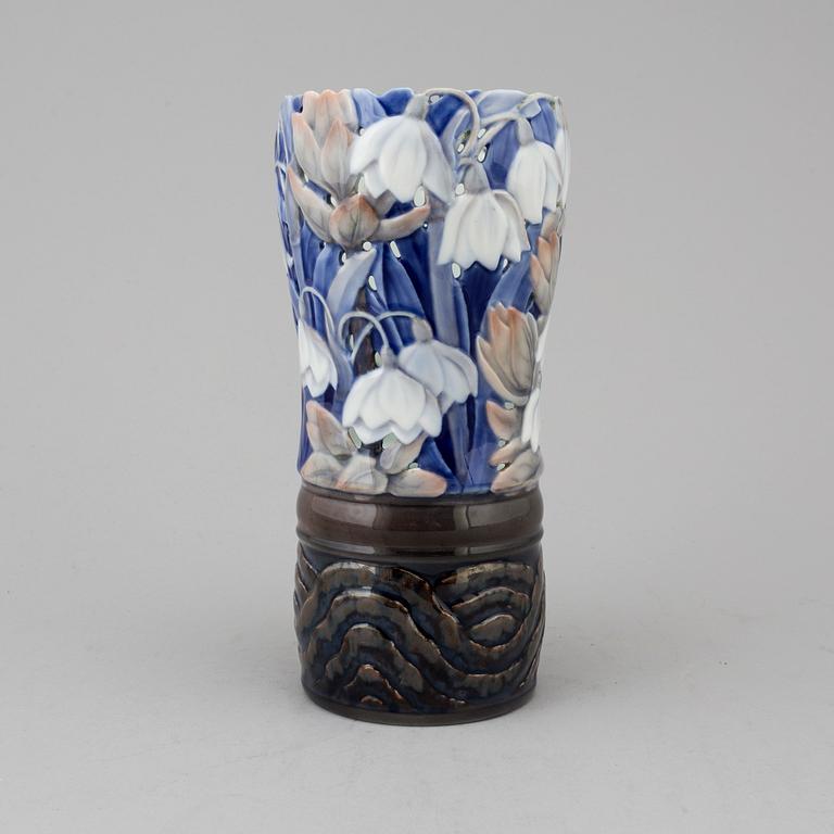 A Bing & Gröndahl porcelaine vase by Fanny Garde.