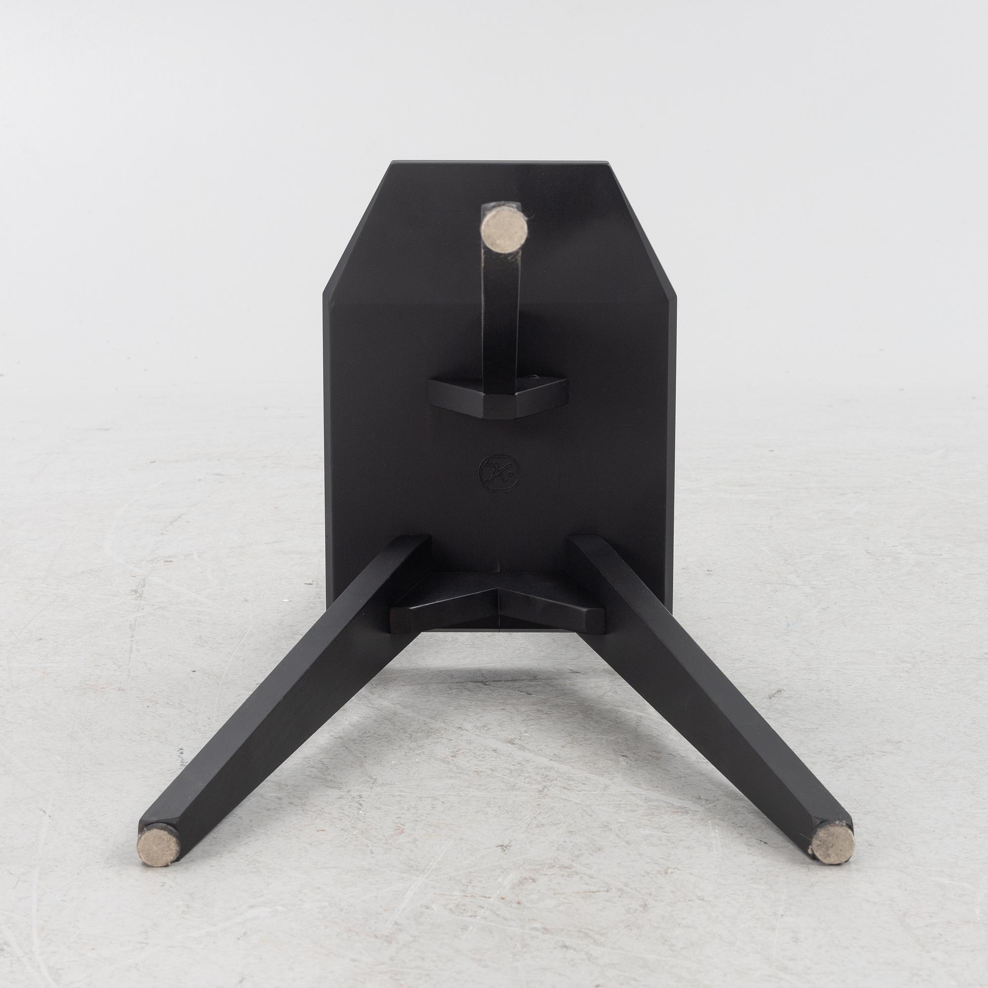 John Kandell, stolar, ett par, "Camilla", Källemo.