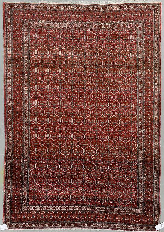 MATTA, troligen semiantik Bachtiari. Ca 205x142 cm.