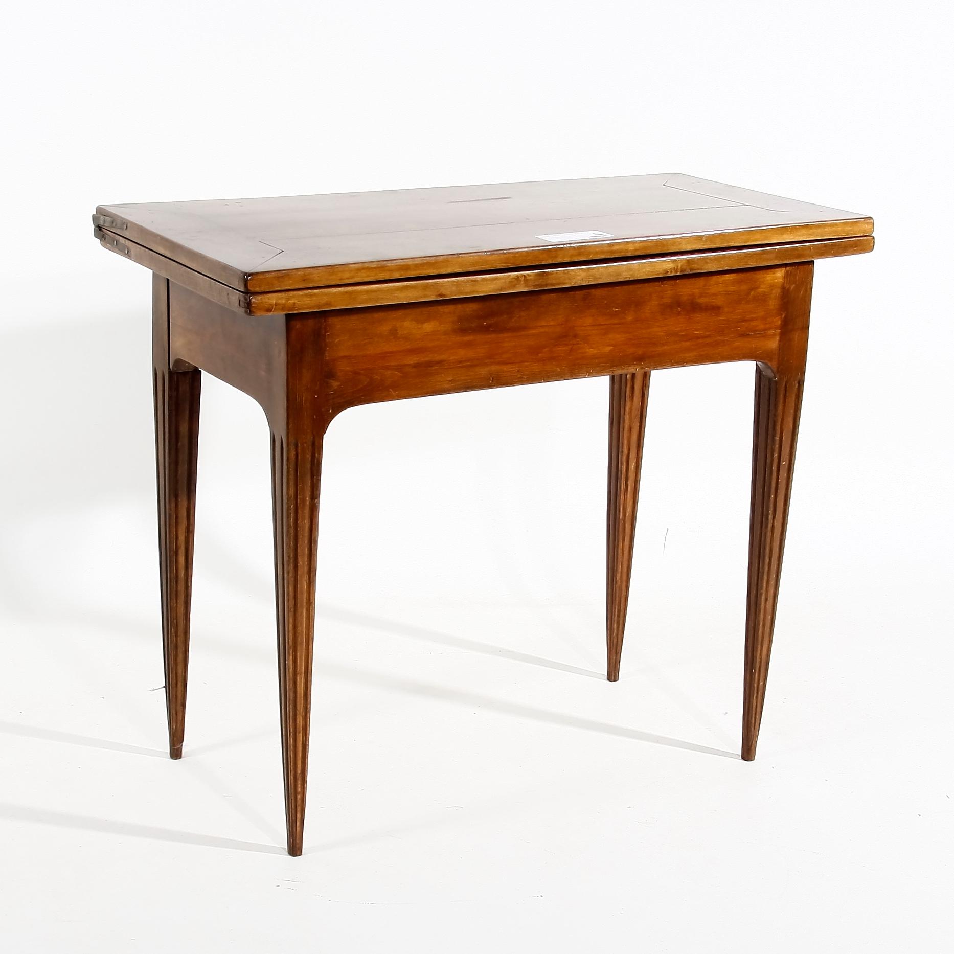 SPELBORD, gustavianskt, provins, 1800-talets första hälft.