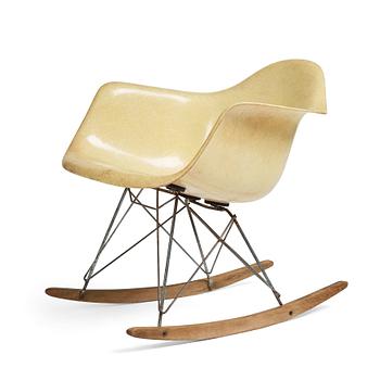 54. Charles & Ray Eames, "RAR", rope edge, gungstol, Zenith Plastics / Herman Miller 1950-tal.