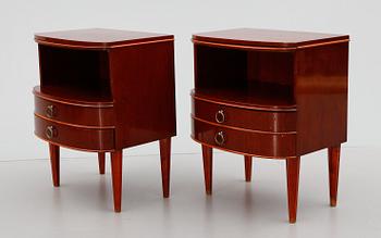 SÄNGBORD, 1 par, 1900-talets mitt.