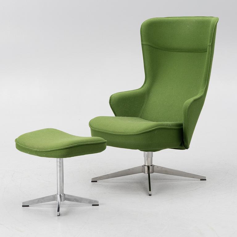 Roger Persson, fåtölj med fotpall, "Norma", Swedese.