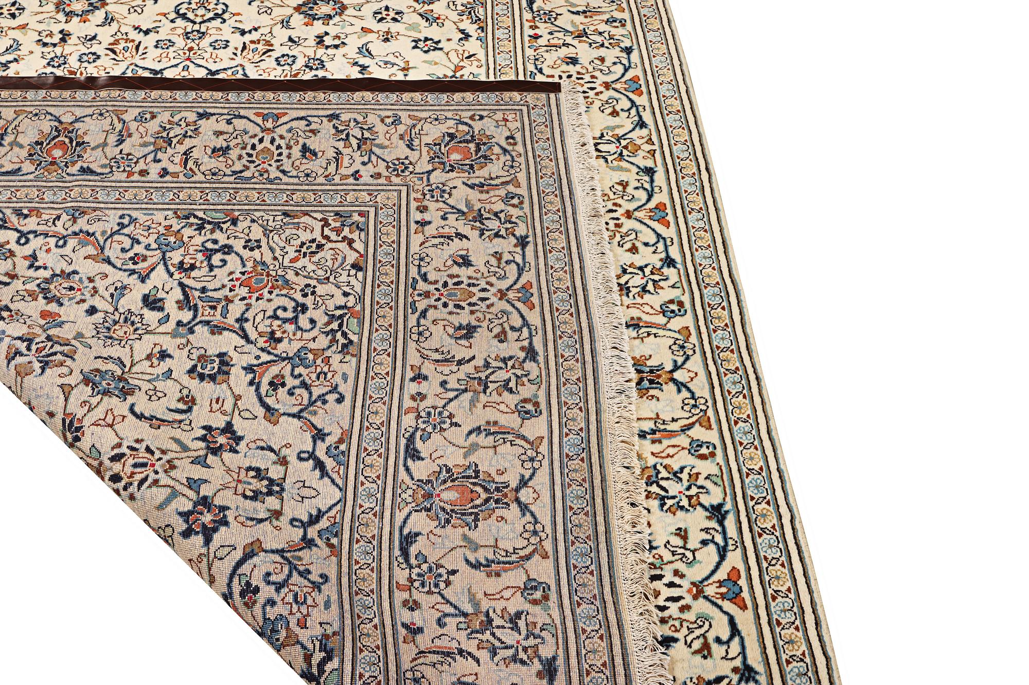 Matta, Keshan, ca 295 x 193 cm.