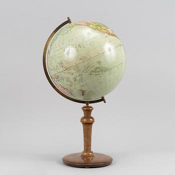 Jordglob, Svenska Bokhandelscentralen, Stockholm, 1900-talets mitt.