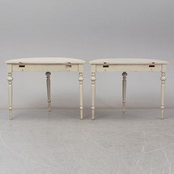 A late 19th century painted dining table.