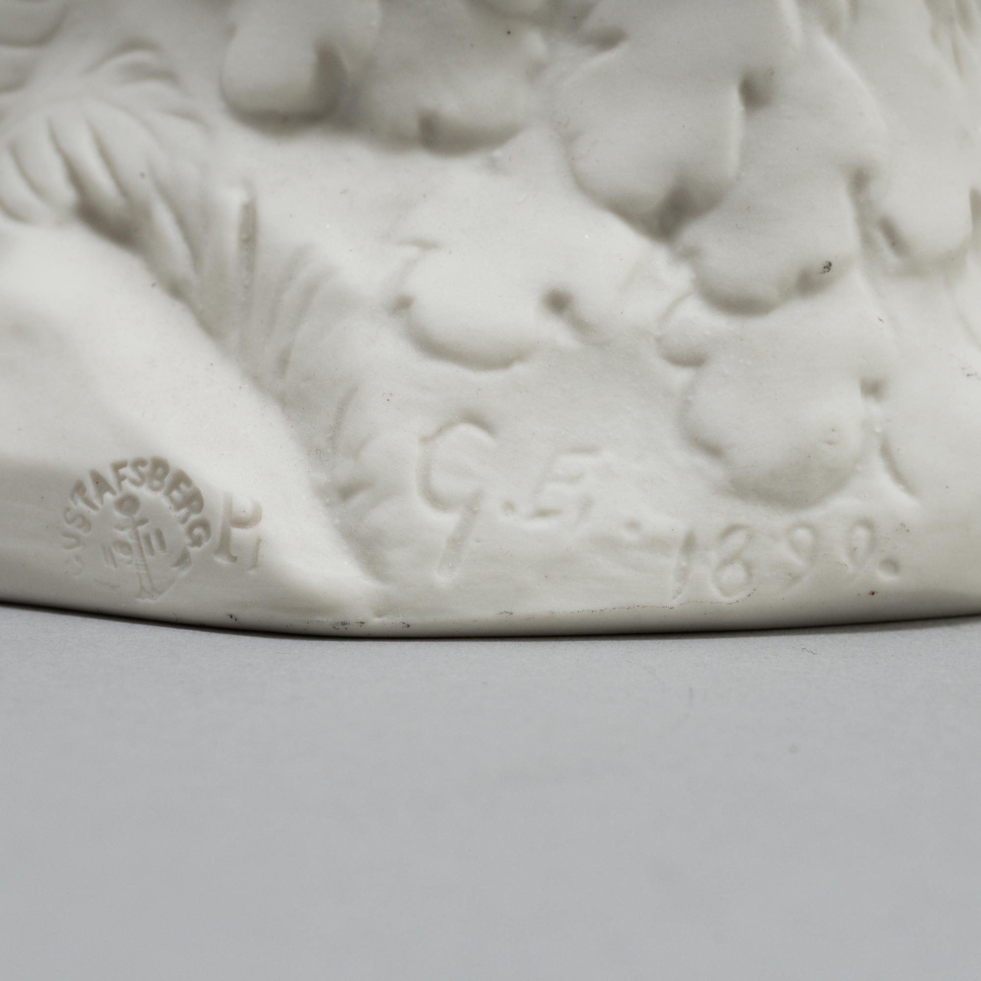 FIGURER, ett par, parian, Gustafsberg 1911 och 1923.