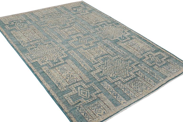 A carpet, morocco, modern design, c. 302 x 204 cm.