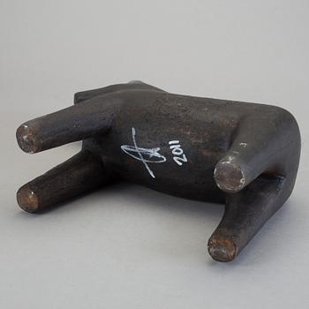 ANDREAS WARGENBRANT, skulptur, gjutjärn, monogramsignerad och daterad 2011.