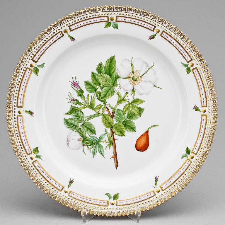 FAT, porslin, Flora Danica, Royal Copenhagen, 1900-talets andra hälft.