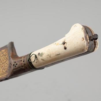 An probable Indo-Persian/Afghan Khyber/salwar yatagan sword, 20th century.