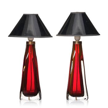 118. Carl Fagerlund, A pair of table lamps, Orrefors, Sweden, 1960s.