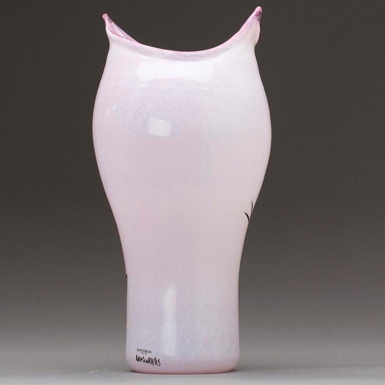 VAS, signerad, Ulrica Hydman Vallien, Kosta Boda Artist Coll. 48145.
