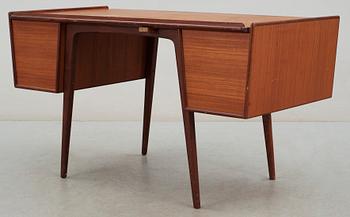 SKRIVBORD, "Pl. Uddebo", Svante Skogh, Aktiebolaget Möbelfabriken Balder, Vaggeryd, 1950-talets andra hälft.