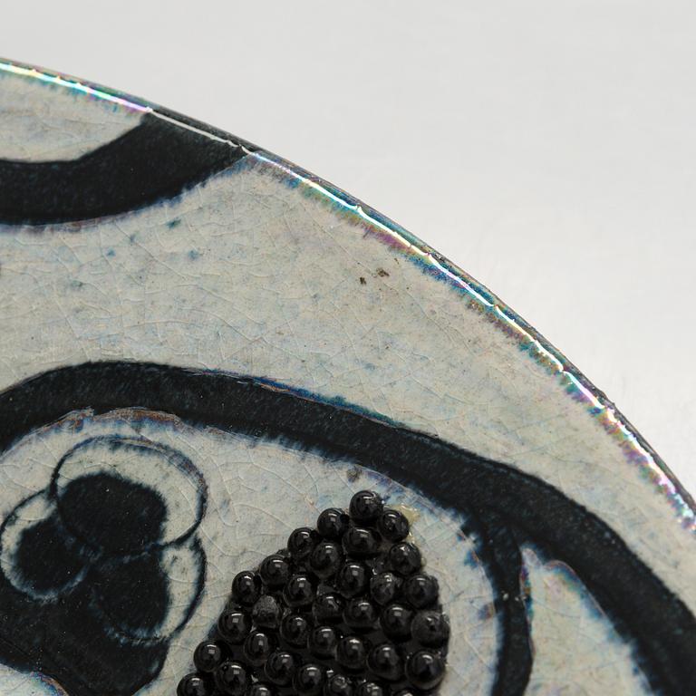 Birger Kaipiainen, dekorationsfat, keramik, signerad Kaipiainen Arabia.