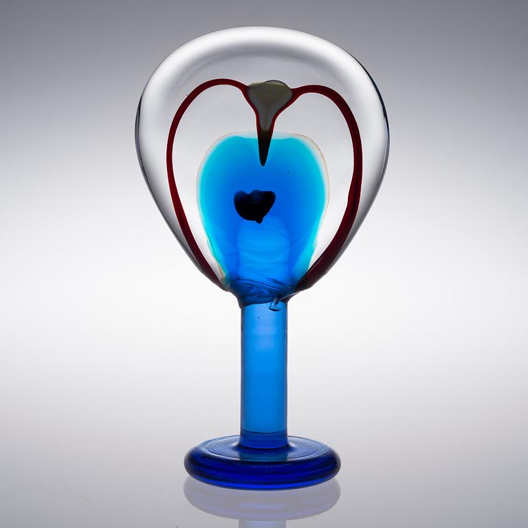 OIVA TOIKKA, A GLASS SCULPTURE. Lollipop. Signed O. Toikka, Nuutajärvi 2004, 34/200.